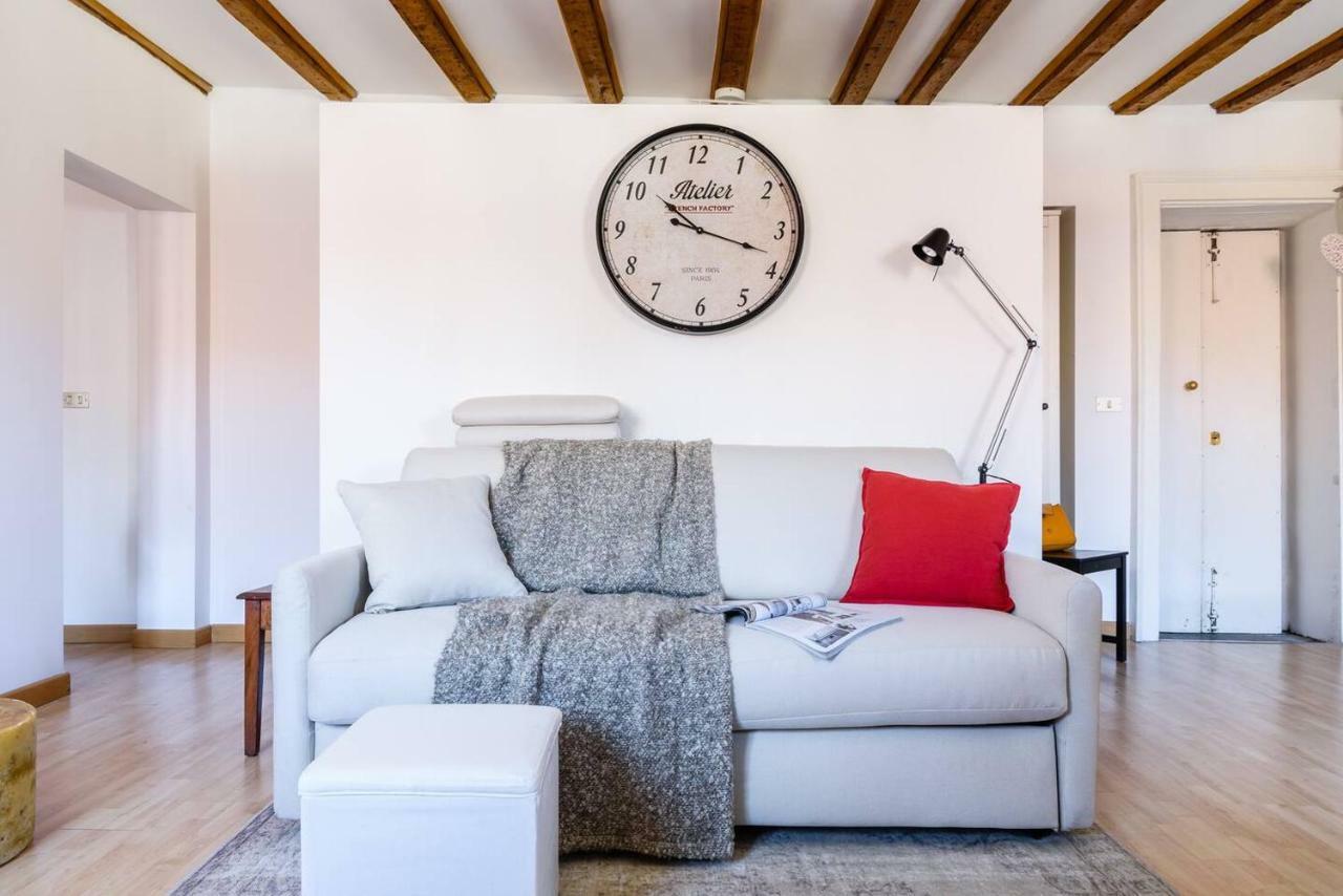 Altido Cozy Apt For 4 Close To Basilica Di Sant'Ambrogio Milano Exteriör bild